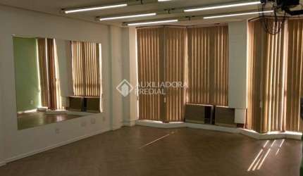 Sala comercial para alugar na Avenida Érico Veríssimo, 720, Menino Deus, Porto Alegre, 36 m2 por R$ 1.200