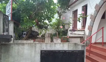 Casa com 1 quarto à venda na Rua Vicente da Fontoura, 789, Santana, Porto Alegre, 328 m2 por R$ 1.100.000