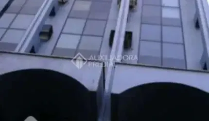 Sala comercial à venda na Avenida Carlos Gomes, 815, Auxiliadora, Porto Alegre, 117 m2 por R$ 550.000