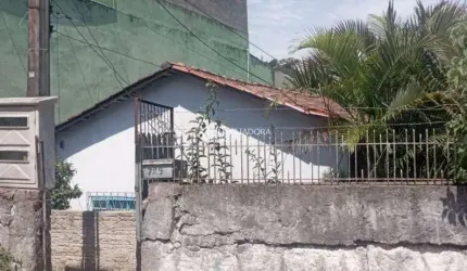 Casa com 3 quartos à venda na Rua Borborema, 729, Vila João Pessoa, Porto Alegre, 117 m2 por R$ 287.000