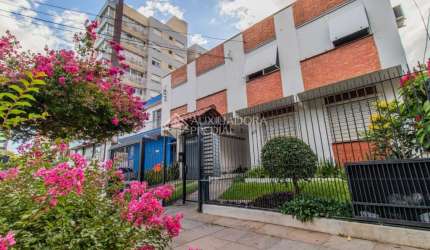 Apartamento com 3 quartos à venda na Rua Guilherme Alves, 585, Partenon, Porto Alegre, 70 m2 por R$ 370.000
