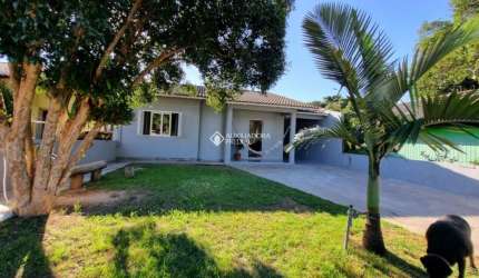 Casa com 5 quartos à venda na Rua Princesa Isabel, 1133, Fátima, Canoas, 200 m2 por R$ 532.000