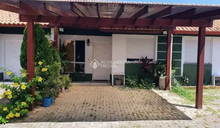 Casa em condomínio fechado com 2 quartos à venda na Avenida do Nazario, 1200, Olaria, Canoas, 50 m2 por R$ 280.000