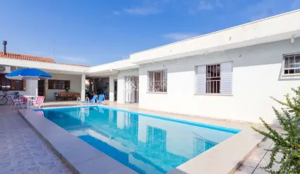 Casa com 4 quartos à venda na Rua Capiberibe, 106, Igara, Canoas, 230 m2 por R$ 920.000