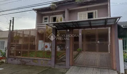 Casa com 3 quartos à venda na Rua Érico Veríssimo, 265, Nossa Senhora das Graças, Canoas, 265 m2 por R$ 1.200.000