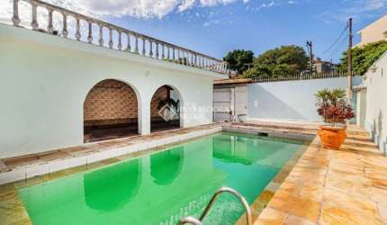 Casa com 4 quartos à venda na Rua Miracema, 134, Chácara das Pedras, Porto Alegre, 280 m2 por R$ 845.750