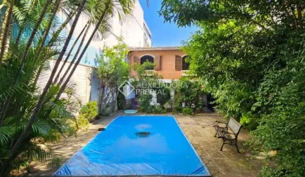 Casa com 6 quartos à venda na Rua Felipe de Oliveira, 734, Petrópolis, Porto Alegre, 400 m2 por R$ 1.680.000