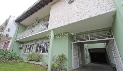 Casa em condomínio fechado com 6 quartos à venda na Rua Guilherme Alves, 1547, Partenon, Porto Alegre, 800 m2 por R$ 1.500.000