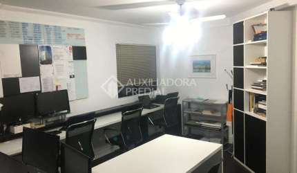 Sala comercial à venda na Rua Professor Langendonck, 57, Petrópolis, Porto Alegre, 90 m2 por R$ 490.000