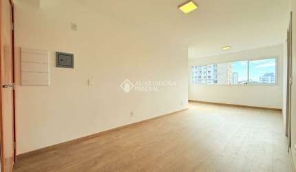 Apartamento com 3 quartos à venda na Rua Monteiro Lobato, 334, Partenon, Porto Alegre, 74 m2 por R$ 599.000