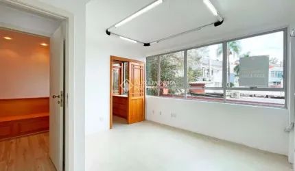 Sala comercial à venda na Avenida Iguassu, 165, Petrópolis, Porto Alegre, 64 m2 por R$ 450.000