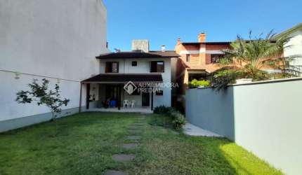 Casa com 5 quartos à venda na Avenida Arnaldo Bohrer, 97, Teresópolis, Porto Alegre, 225 m2 por R$ 1.380.000