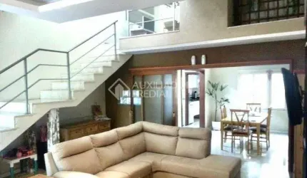 Casa com 4 quartos à venda na Rua Pinheiro Machado, 131, Morro do Espelho, São Leopoldo, 173 m2 por R$ 740.000
