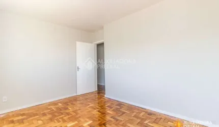 Apartamento com 2 quartos à venda na Rua Alberto Silva, 517, Vila Ipiranga, Porto Alegre, 60 m2 por R$ 245.000