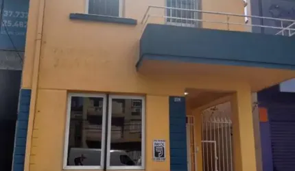 Casa comercial à venda na Avenida Cristóvão Colombo, 2394, São João, Porto Alegre, 245 m2 por R$ 1.700.000