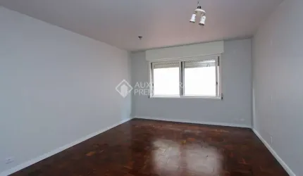 Apartamento com 3 quartos à venda na Avenida Cristóvão Colombo, 1118, Floresta, Porto Alegre, 100 m2 por R$ 390.000