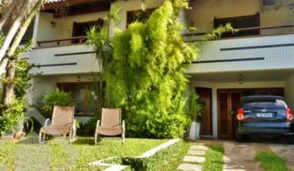 Casa com 3 quartos à venda na Rua Darcy Fagundes, 45, Espírito Santo, Porto Alegre, 180 m2 por R$ 851.000