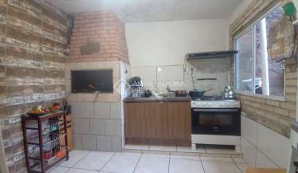 Casa com 3 quartos à venda na Rua Catão Roxo, 31, Jardim São Pedro, Porto Alegre, 256 m2 por R$ 717.000