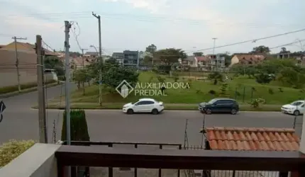 Casa com 2 quartos à venda na Rua Heitor Kramer, 139, Guarujá, Porto Alegre, 107 m2 por R$ 585.000