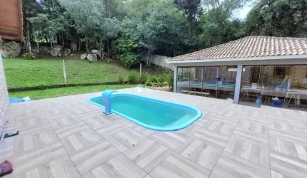 Fazenda à venda na Rua do Cerro, 547, Lageado, Porto Alegre, 200 m2 por R$ 730.000