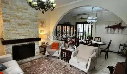 Casa com 3 quartos à venda na Rua Doutor Aurélio Py, 260, Medianeira, Porto Alegre, 300 m2 por R$ 997.500