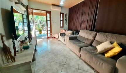 Casa em condomínio fechado com 2 quartos à venda na Rua Associação Atlética Trienon, 34, Belém Novo, Porto Alegre, 178 m2 por R$ 585.000
