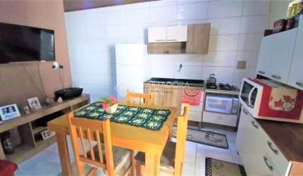 Casa em condomínio fechado com 2 quartos à venda na Rua Elvira Dendena, 543, Hípica, Porto Alegre, 50 m2 por R$ 152.000