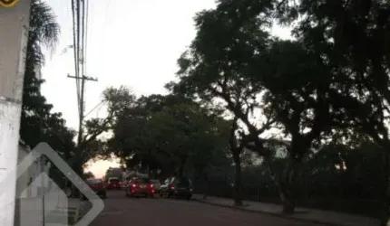 Terreno em condomínio fechado à venda na Rua Doutor Mário Totta, 1315, Tristeza, Porto Alegre, 620 m2 por R$ 1.499.990