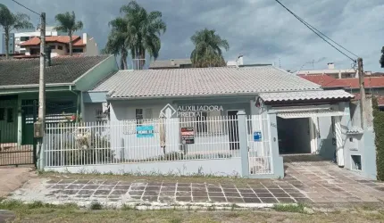 Casa com 3 quartos à venda na Rua Carajá, 636, Jardim Mauá, Novo Hamburgo, 221 m2 por R$ 665.000