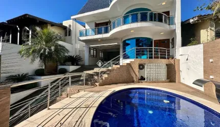 Casa com 4 quartos à venda na Rua Joinvile, 287, Ouro Branco, Novo Hamburgo, 421 m2 por R$ 1.790.000