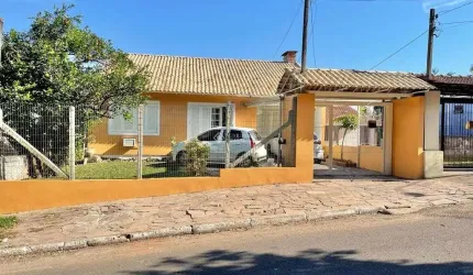 Casa com 2 quartos à venda na Rua Christian Huber, 252, Vila Nova, Novo Hamburgo, 140 m2 por R$ 498.000