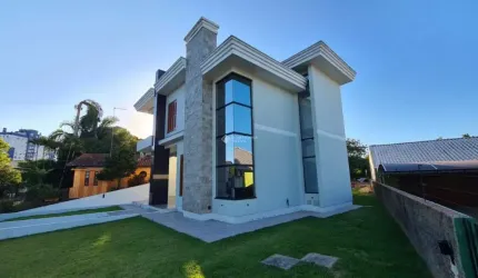 Casa com 3 quartos à venda na DOS ANDRADAS, 513, Centro, Campo Bom, 199 m2 por R$ 1.200.000