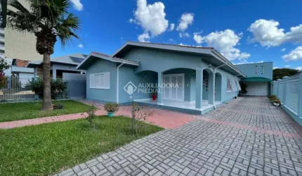 Casa com 3 quartos à venda na Rua José de Alencar, 864, Centro, Estância Velha, 232 m2 por R$ 990.000