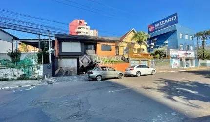 Casa com 3 quartos à venda na Rua Bento Gonçalves, 1979, Centro, Novo Hamburgo, 234 m2 por R$ 1.199.000