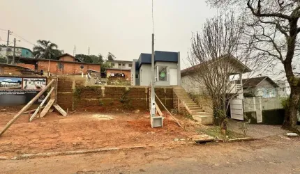 Casa com 2 quartos à venda na Rua Paquistão, 628, Rincão, Novo Hamburgo, 52 m2 por R$ 310.000