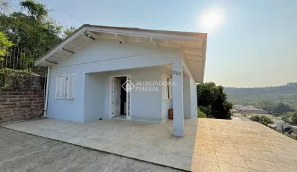 Casa com 3 quartos à venda na Rua das Aroeiras, 330, Roselândia, Novo Hamburgo, 152 m2 por R$ 332.000