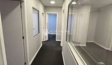 Sala comercial à venda na Rua Júlio de Castilhos, 679, Centro, Novo Hamburgo, 80 m2 por R$ 1.045.000