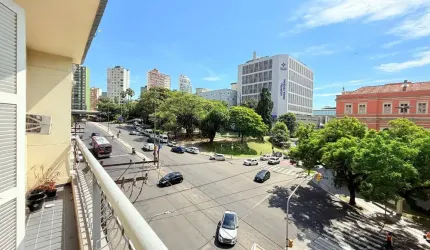 Apartamento com 3 quartos à venda na Avenida Desembargador André da Rocha, 20, Centro Histórico, Porto Alegre, 99 m2 por R$ 378.000