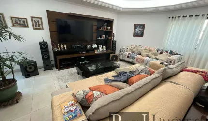 Casa 2 dormitórios sendo 2 suítes – R$ 2.300.000,00