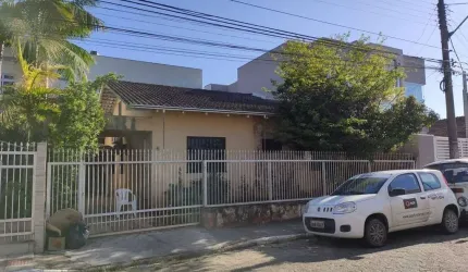 Casa Ampla! - 1 Suíte + 2 Qt - São Judas - Itajaí/SC