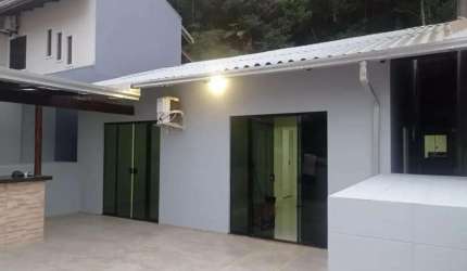Casa - 1 Suíte + 3 Qt - 230 m² - Fazenda - Itajaí/SC