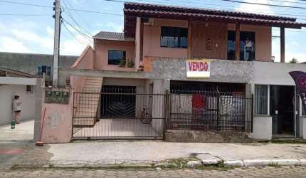 Casa + 2 Salas Comerciais - 9 Qt - Cordeiros Parte Alta - Itajaí/SC