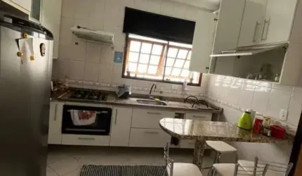 Sobrado para Venda em Taboão da Serra, Parque Monte Alegre, 3 dormitórios, 3 banheiros, 2 vagas