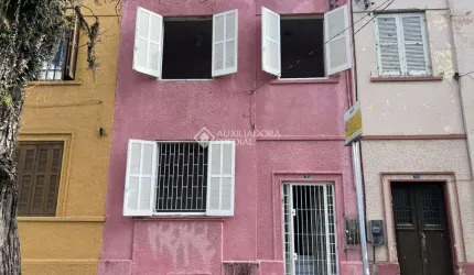 Casa com 3 quartos à venda na Rua Dom João VI, 161, Medianeira, Porto Alegre, 146 m2 por R$ 298.000