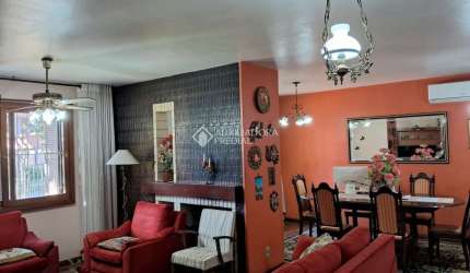 Casa com 4 quartos à venda na Rua Itapitocaí, 725, Cristal, Porto Alegre, 365 m2 por R$ 1.599.000