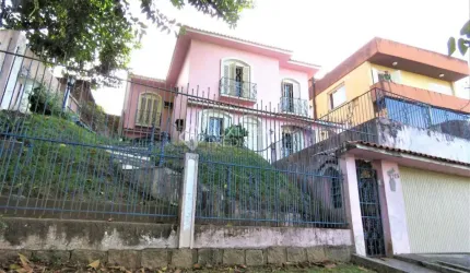 Casa em condomínio fechado com 4 quartos à venda na Avenida Silva Paes, 1715, Medianeira, Porto Alegre, 264 m2 por R$ 980.000