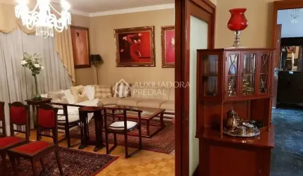 Casa com 5 quartos à venda na Rua Bernardo Pires, 486, Santana, Porto Alegre, 400 m2 por R$ 1.900.000