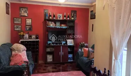Casa com 3 quartos à venda na Rua Idelvira de Moura Almeida, 30, Jardim Leopoldina, Porto Alegre, 240 m2 por R$ 435.000