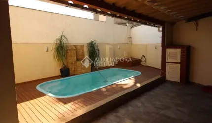 Casa com 3 quartos à venda na Rua Bento Gonçalves, 1578, Centro, São Leopoldo, 170 m2 por R$ 645.000