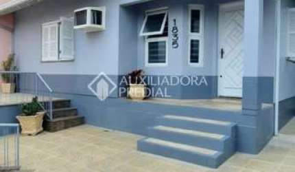 Casa com 2 quartos à venda na Avenida Doutor Mário Sperb, 1835, Morro do Espelho, São Leopoldo, 158 m2 por R$ 639.000